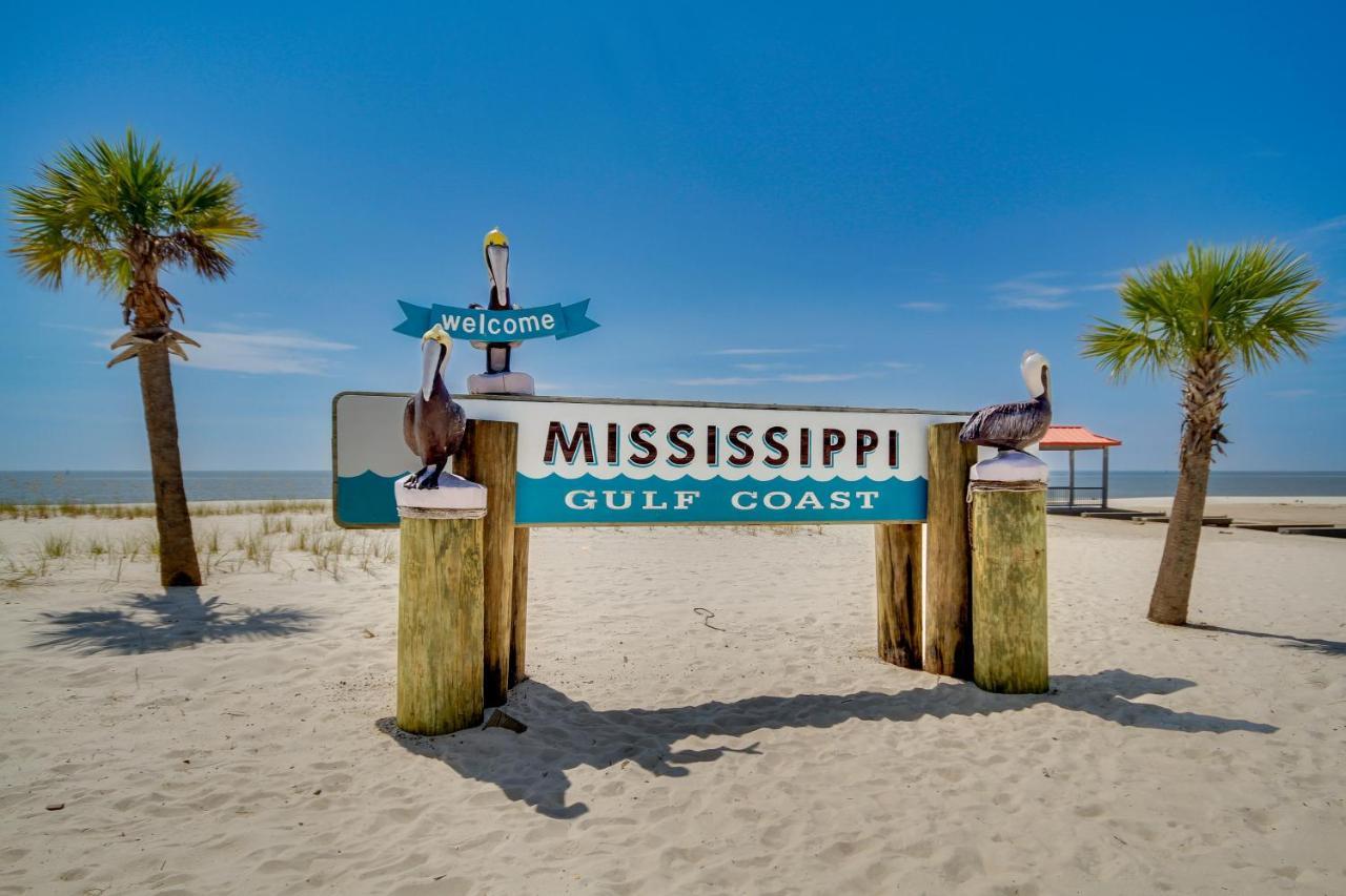 Beachfront Gulfport Vacation Rental With Balcony! Kültér fotó